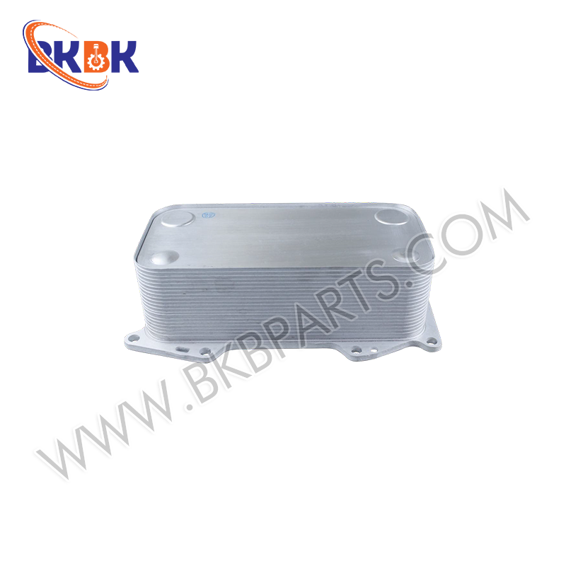 VOE20511773-D6E-OIL COOLER 20P